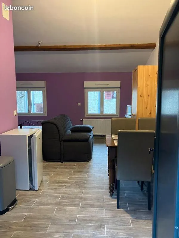 Homestay Un Petit Coin De Campagne Apartment L'Abergement-de-Varey