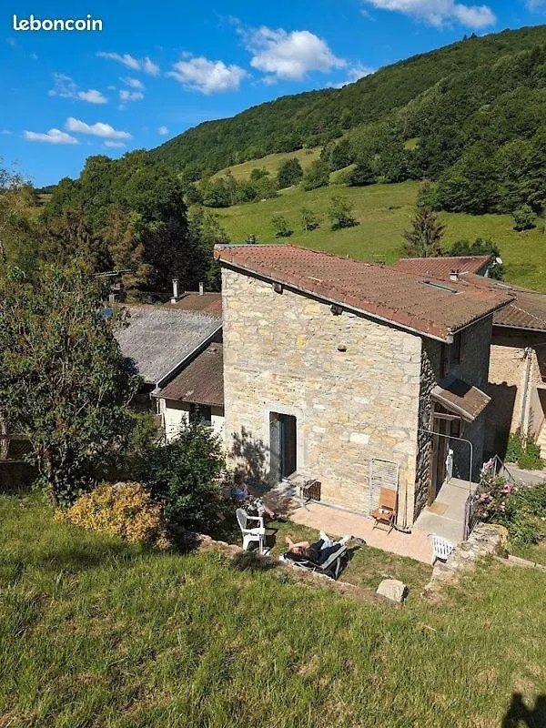 Un Petit Coin De Campagne Apartment L'Abergement-de-Varey